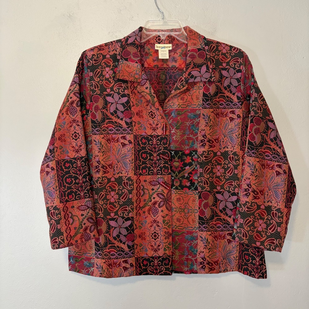 TravelSmith Tapestry Jacket Womens Large Red Patchwork Paisley Floral USA Toggle